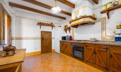 Bestaande bouw - Chalet -
San Miguel de Salinas
