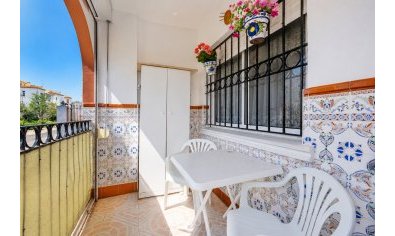 Reventa - Bungalow -
Torrevieja - playa de los naufragos