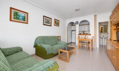 Reventa - Bungalow -
Torrevieja - playa de los naufragos