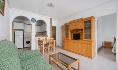Reventa - Bungalow -
Torrevieja - playa de los naufragos