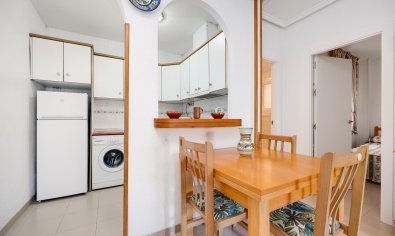 Reventa - Bungalow -
Torrevieja - playa de los naufragos