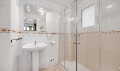 Reventa - Bungalow -
Torrevieja - playa de los naufragos
