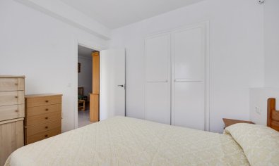 Reventa - Bungalow -
Torrevieja - playa de los naufragos