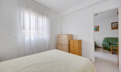 Reventa - Bungalow -
Torrevieja - playa de los naufragos