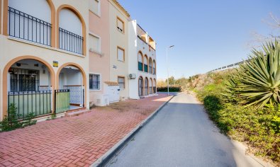 Reventa - Bungalow -
Torrevieja - playa de los naufragos