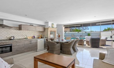 Bestaande bouw - Villa -
Ciudad Quesada