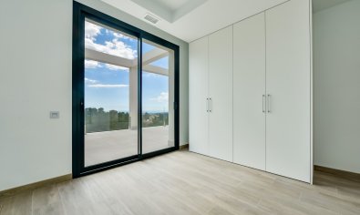 Obra nueva - Villa -
Finestrat