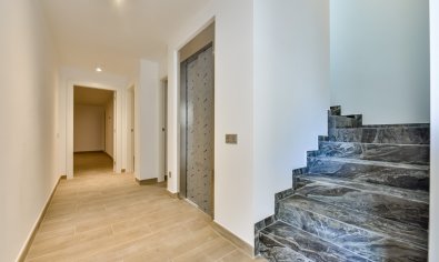 Obra nueva - Villa -
Finestrat