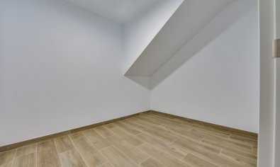 Obra nueva - Villa -
Finestrat
