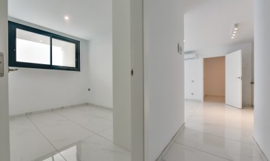 Obra nueva - Villa -
Finestrat