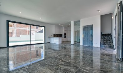 Obra nueva - Villa -
Finestrat