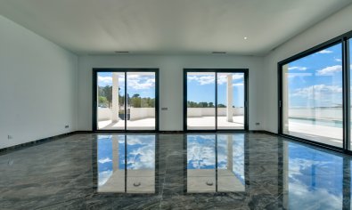 Obra nueva - Villa -
Finestrat