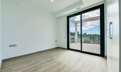 Obra nueva - Villa -
Finestrat