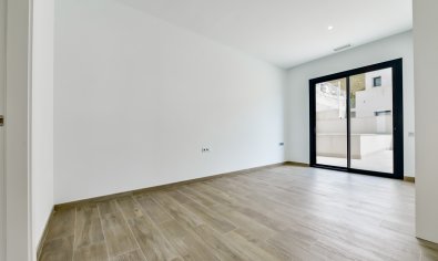 Obra nueva - Villa -
Finestrat