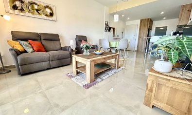 Modern corner apartment with ocean views in Pilar de la Horadada