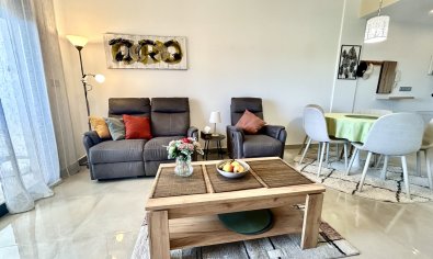 Modern corner apartment with ocean views in Pilar de la Horadada