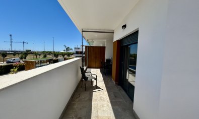 Modern corner apartment with ocean views in Pilar de la Horadada