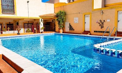 Bestaande bouw - Appartement -
Orihuela Costa - La Zenia