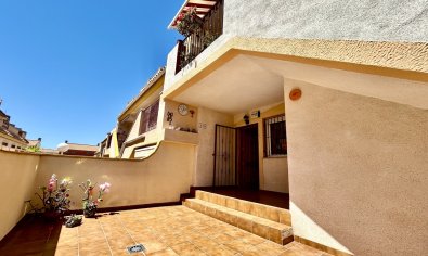 Bestaande bouw - Appartement -
Orihuela Costa - La Zenia