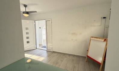 Bestaande bouw - Villa -
Villamartín - Villamartin
