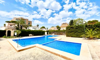 Bestaande bouw - Villa -
Orihuela Costa - La Zenia