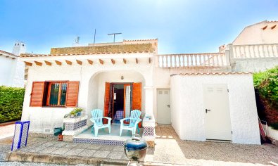 Bestaande bouw - Villa -
Orihuela Costa - La Zenia