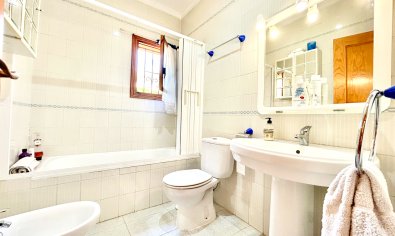 Bestaande bouw - Villa -
Orihuela Costa - La Zenia