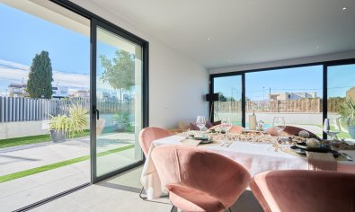 Nieuwbouw Woningen - Villa -
San Juan de Alicante - La Font