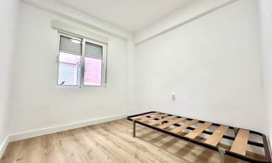 Modern 3-bedroom apartment in downtown Torrevieja