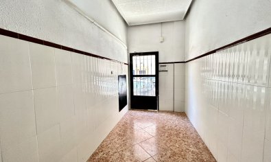 Modern 3-bedroom apartment in downtown Torrevieja