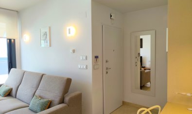 Villa moderna con piscina privada en San Miguel de Salinas