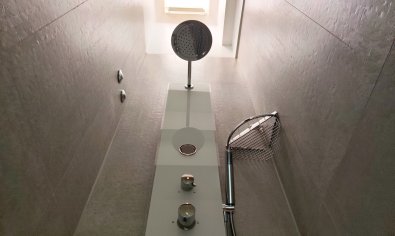 Villa moderna con piscina privada en San Miguel de Salinas