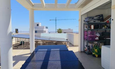 Villa moderna con piscina privada en San Miguel de Salinas
