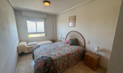 Reventa - Apartamento -
Torrevieja - Playa del Acequión