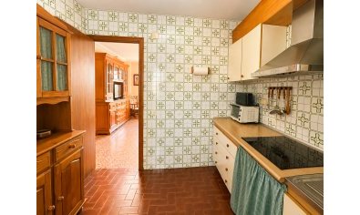 Resale - Apartamento -
Torrevieja - La Mata