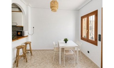 Reventa - Apartamento -
Orihuela Costa - Playa Flamenca