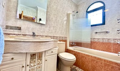 Bestaande bouw - Herenhuis -
Orihuela Costa - La Zenia