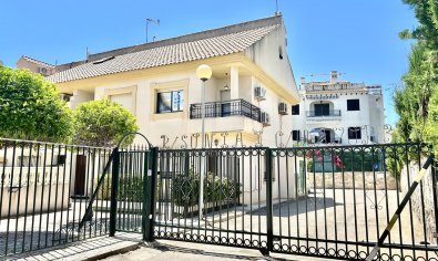 Bestaande bouw - Herenhuis -
Orihuela Costa - La Zenia