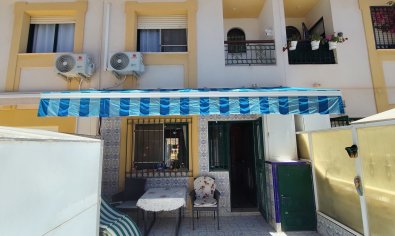 Bestaande bouw - Herenhuis -
Orihuela Costa - La Zenia