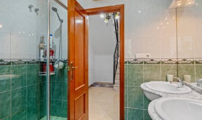 Resale - Finca -
Catral