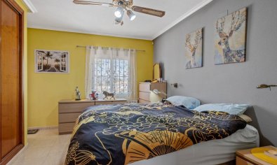 Resale - Finca -
Catral