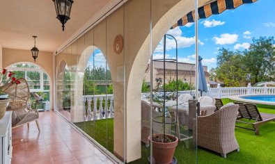 Resale - Finca -
Catral