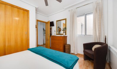 Bestaande bouw - Apartamento -
Torrevieja - Playa del Acequión
