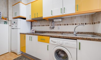 Bestaande bouw - Apartamento -
Torrevieja - Playa del Acequión