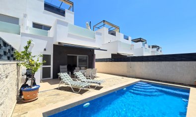 Bestaande bouw - Villa -
Ciudad Quesada - Doña Pepa *