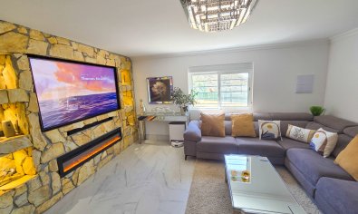 Bestaande bouw - Villa -
Crevillent