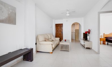 Reventa - Bungalow -
Torrevieja - playa de los naufragos