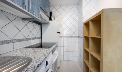 Reventa - Bungalow -
Torrevieja - playa de los naufragos