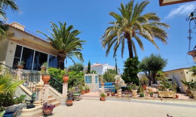 Detached villa in Ciudad Quesada with private pool and ocean view