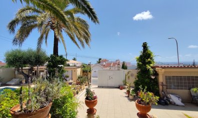 Detached villa in Ciudad Quesada with private pool and ocean view